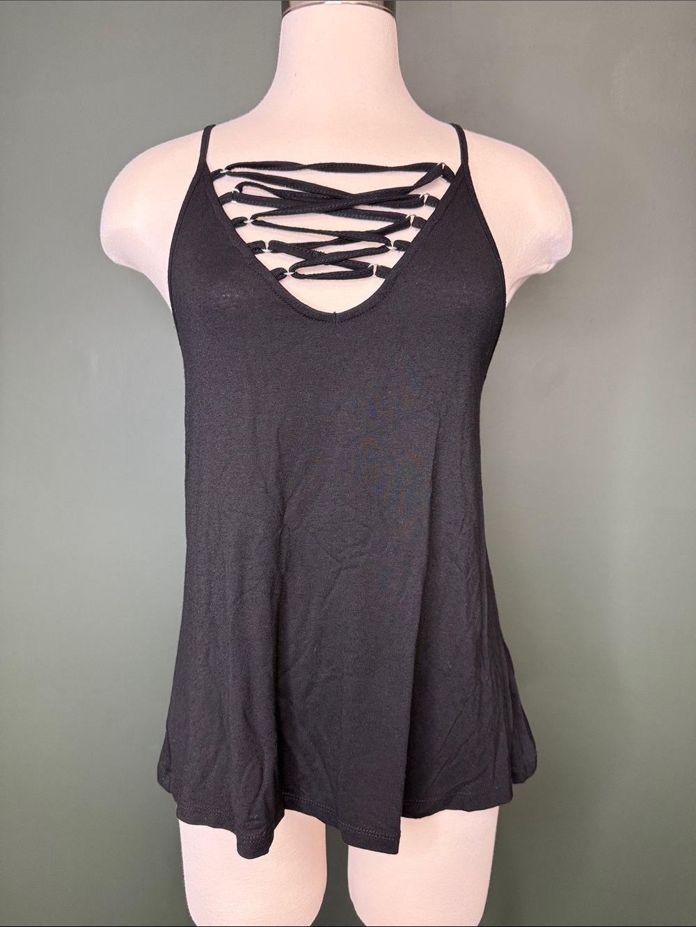 Amisu Black Lace-Up Strappy Tank Top